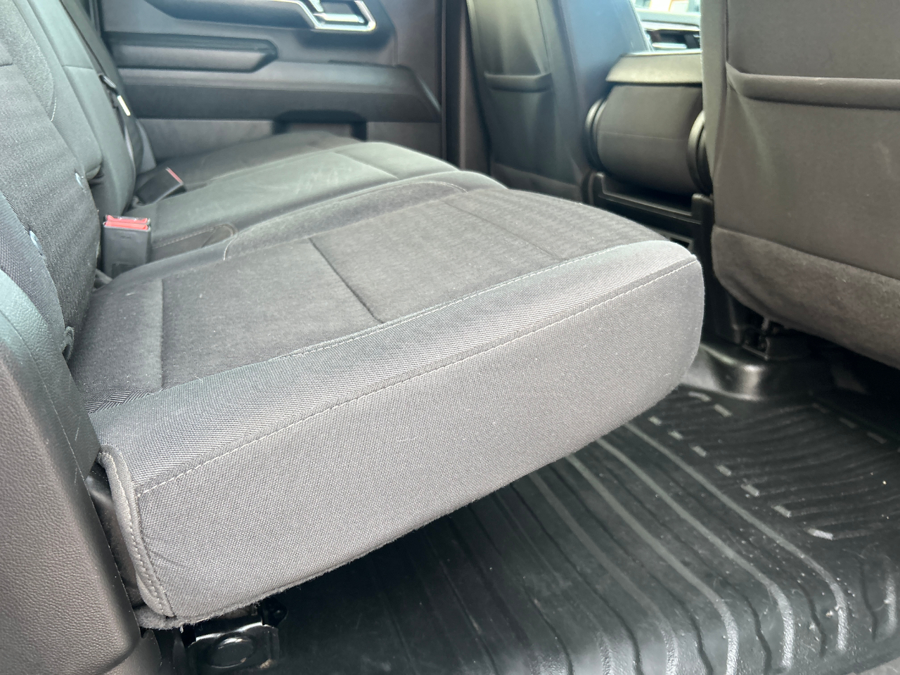 GMC Sierra 3500HD 4WD Crew Cab 172" SLE 2024