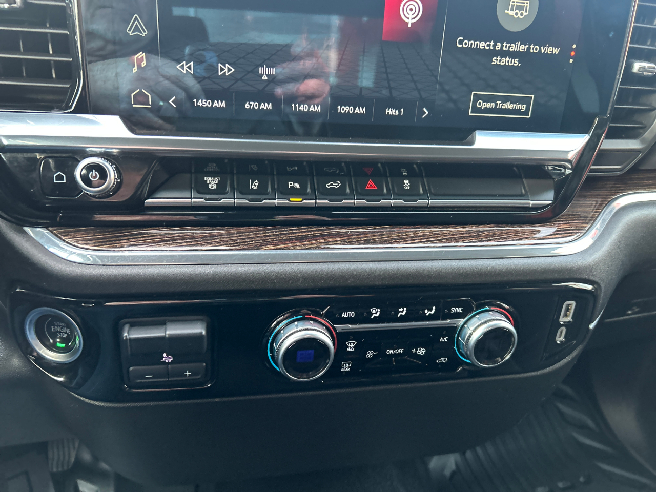 GMC Sierra 3500HD 4WD Crew Cab 172" SLE 2024