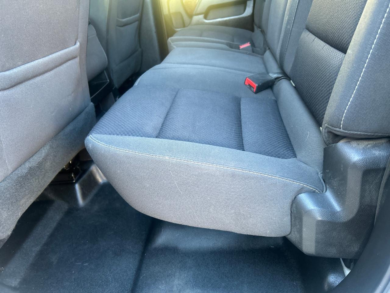 GMC Sierra 1500 4WD Double Cab 143.5" SLE 2018