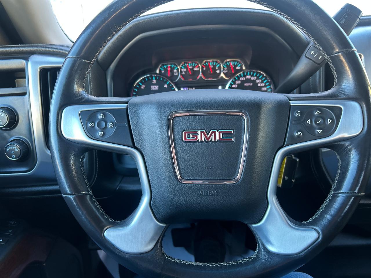 GMC Sierra 1500 4WD Double Cab 143.5" SLE 2018