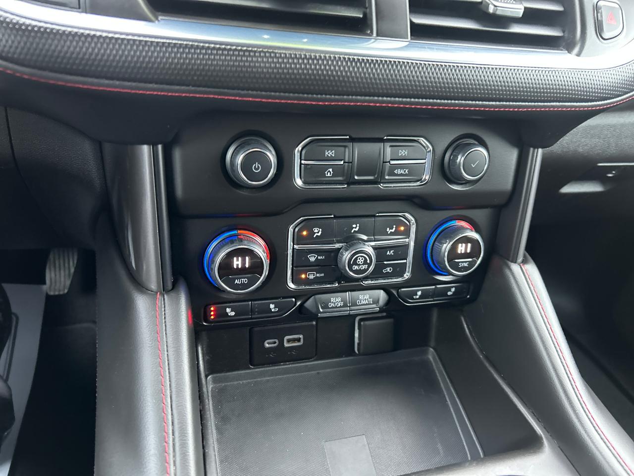 Chevrolet Tahoe 4WD 4dr RST 2021