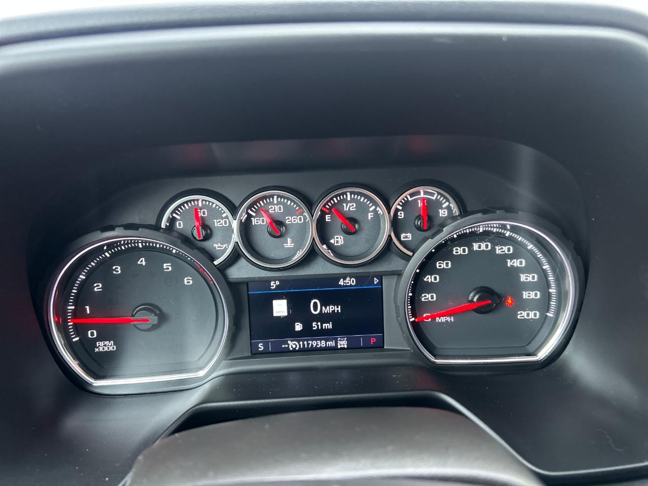 Chevrolet Tahoe 4WD 4dr RST 2021