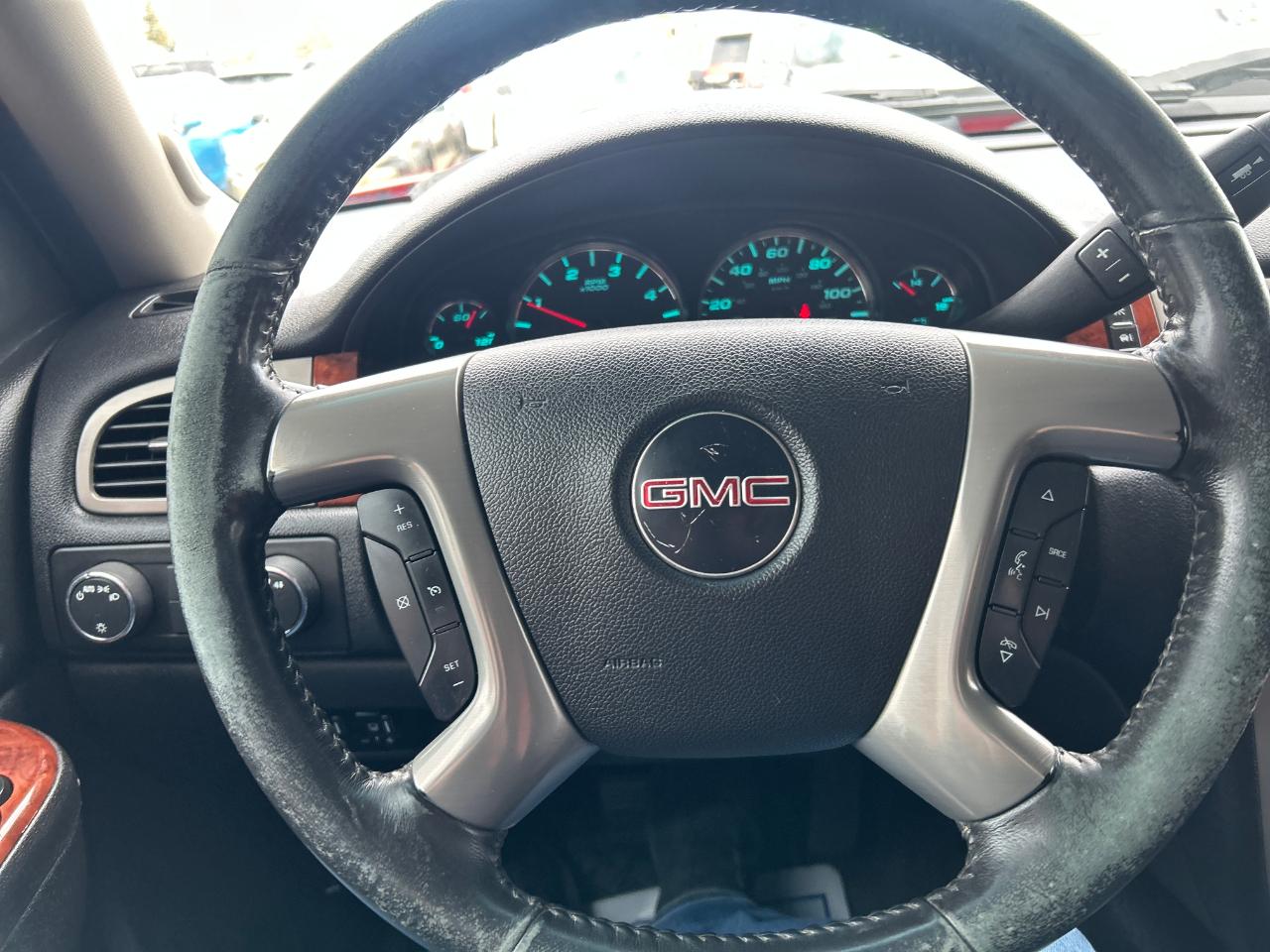 GMC Sierra 2500HD 4WD Crew Cab 153.7" SLT 2014