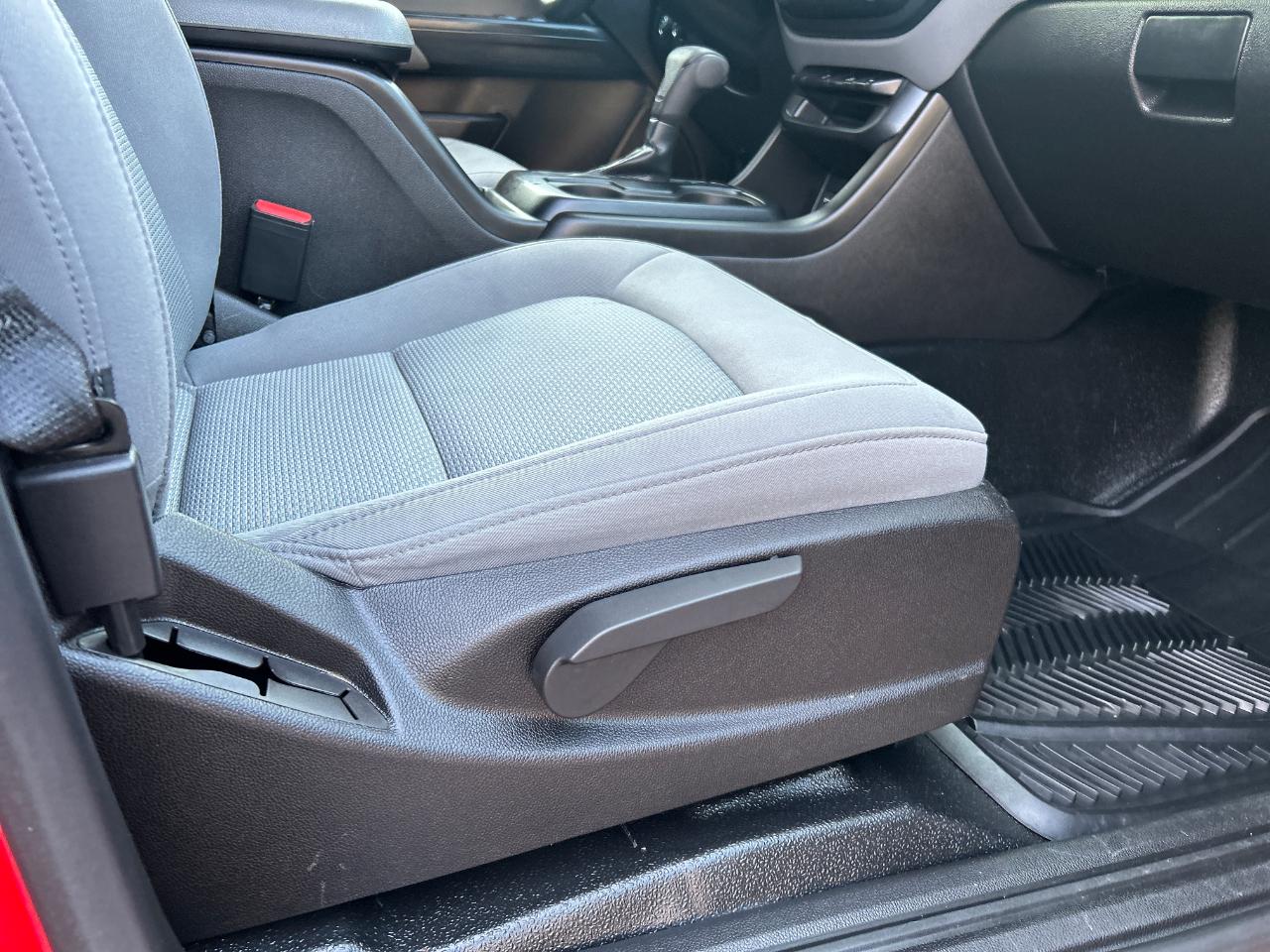 Chevrolet Colorado 4WD Crew Cab 128.3" WT 2017