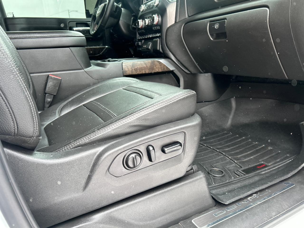 GMC Sierra 3500HD 4WD Crew Cab 159" Denali 2021