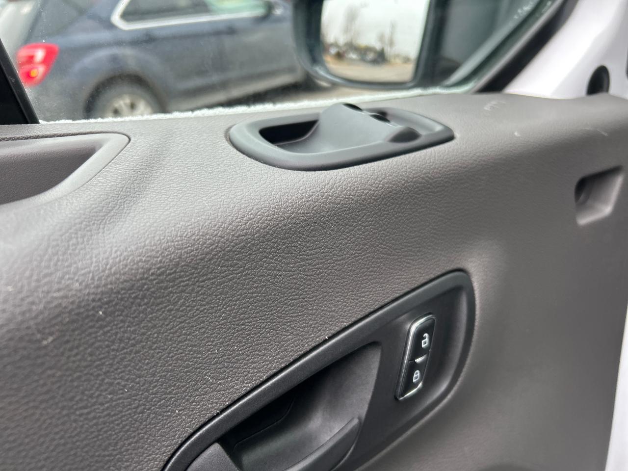 Ford Transit Passenger Wagon T-350 148" Low Roof XLT RWD 2024