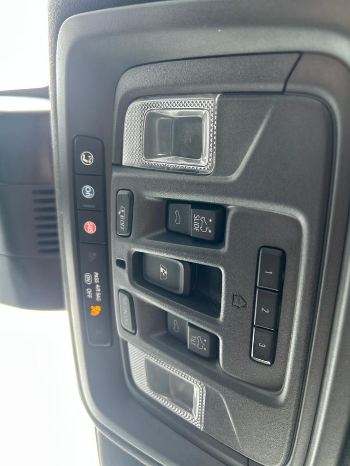 GMC Sierra 2500HD 4WD Crew Cab 159" Denali Ultimate 2024