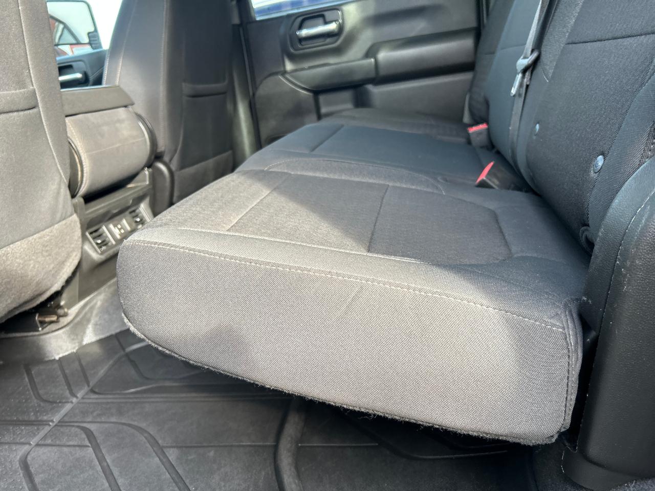 Chevrolet Silverado 3500HD 4WD Crew Cab 172" LT 2022