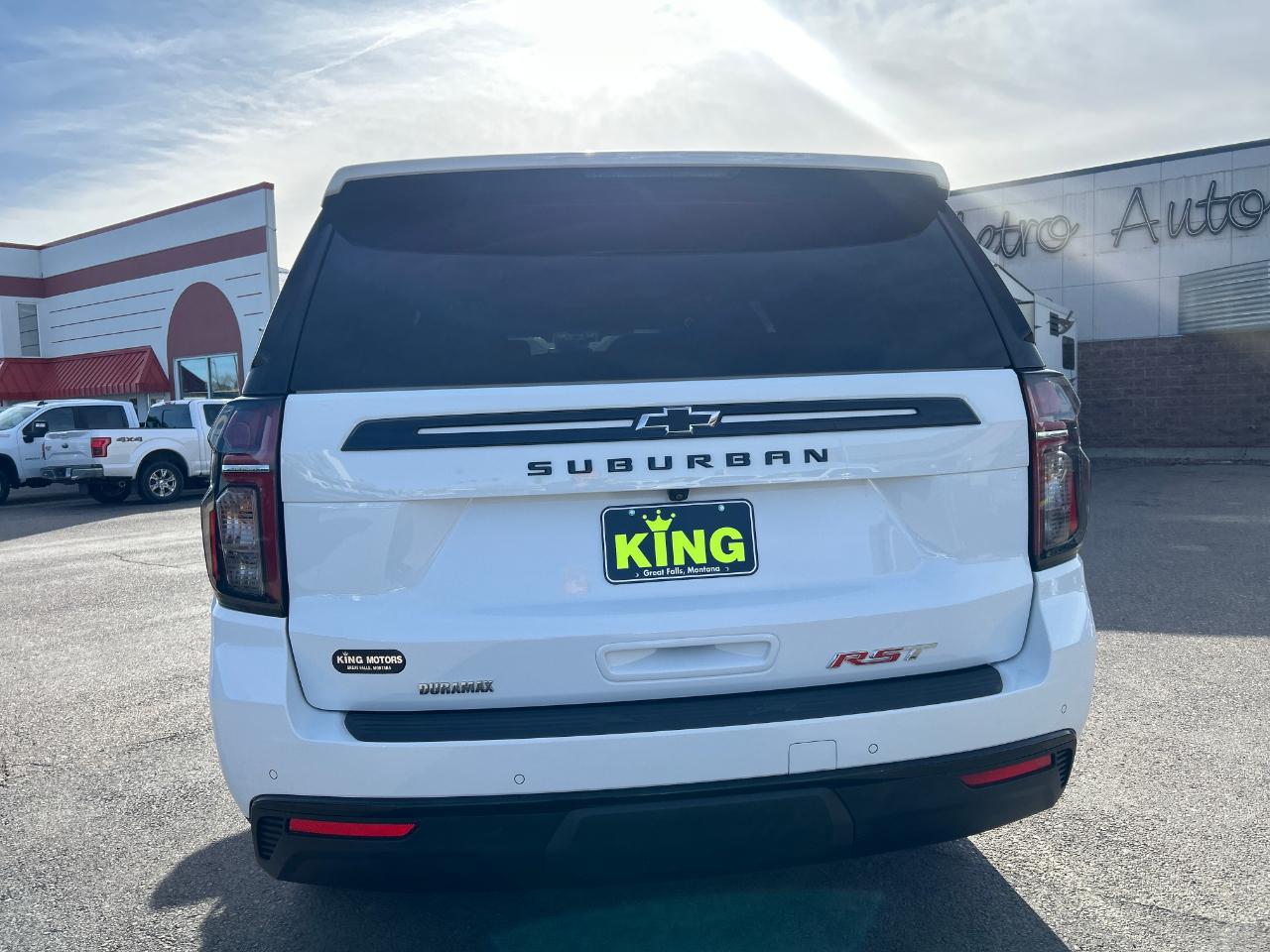 Chevrolet Suburban 4WD 4dr RST 2023