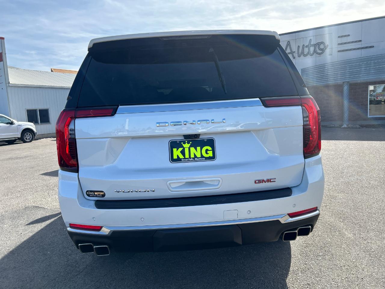 GMC Yukon XL 4WD 4dr Denali 2025