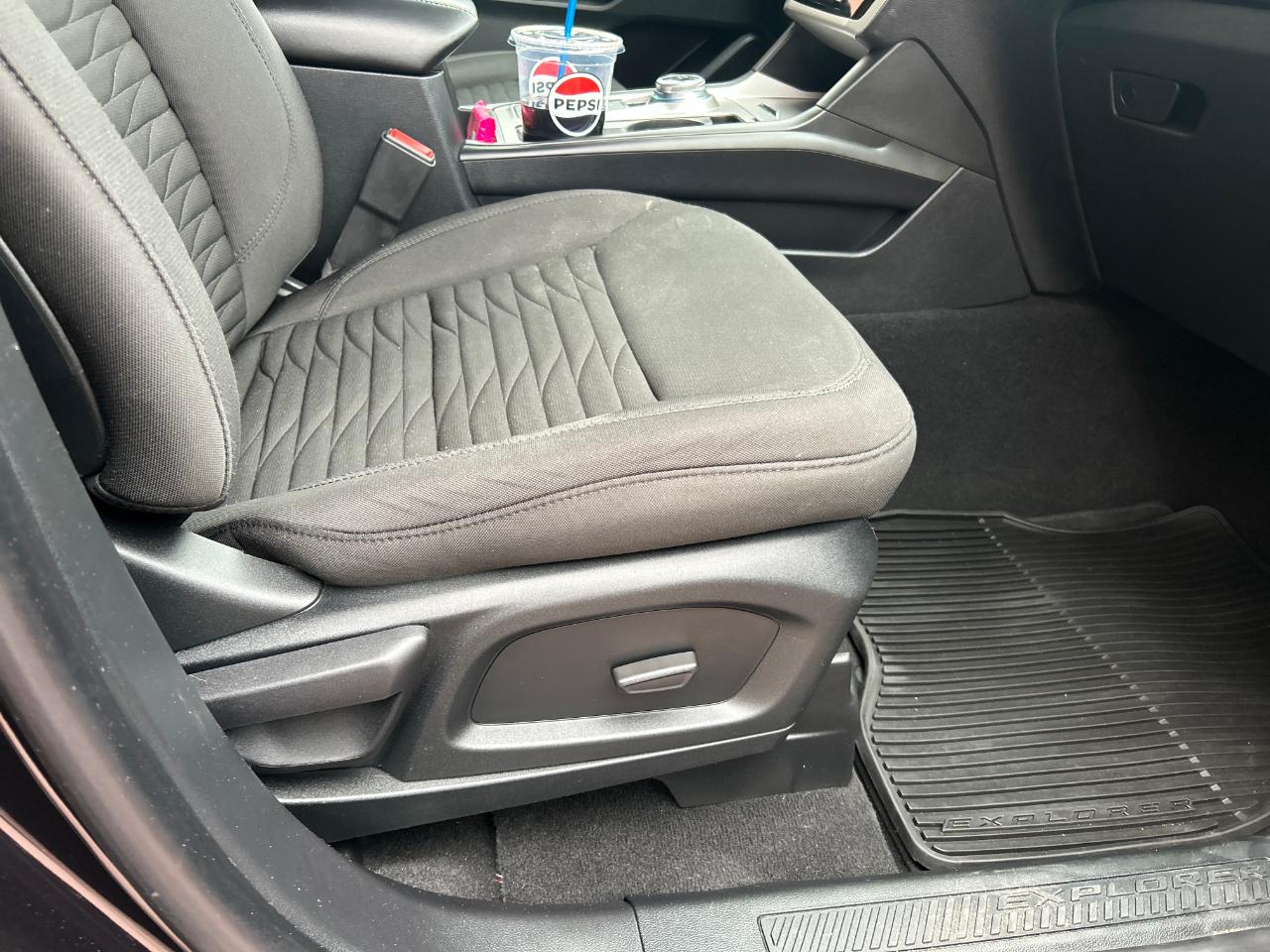 Ford Explorer XLT 4WD 2020