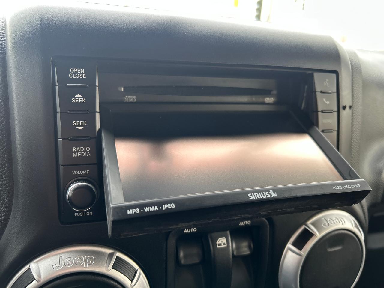 Jeep Wrangler 4WD 2dr Rubicon 2012