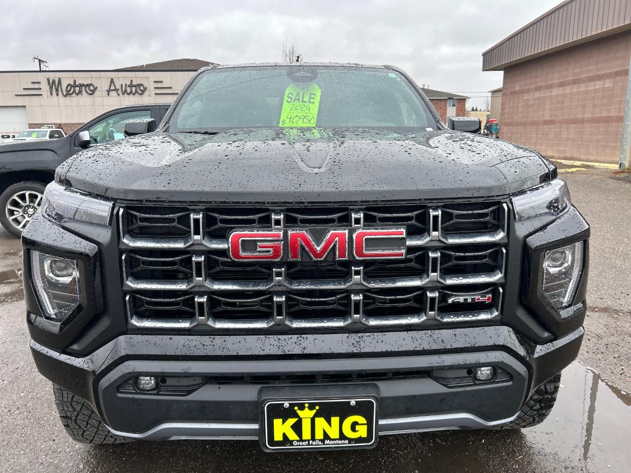 GMC Canyon 4WD Crew Cab AT4 2024