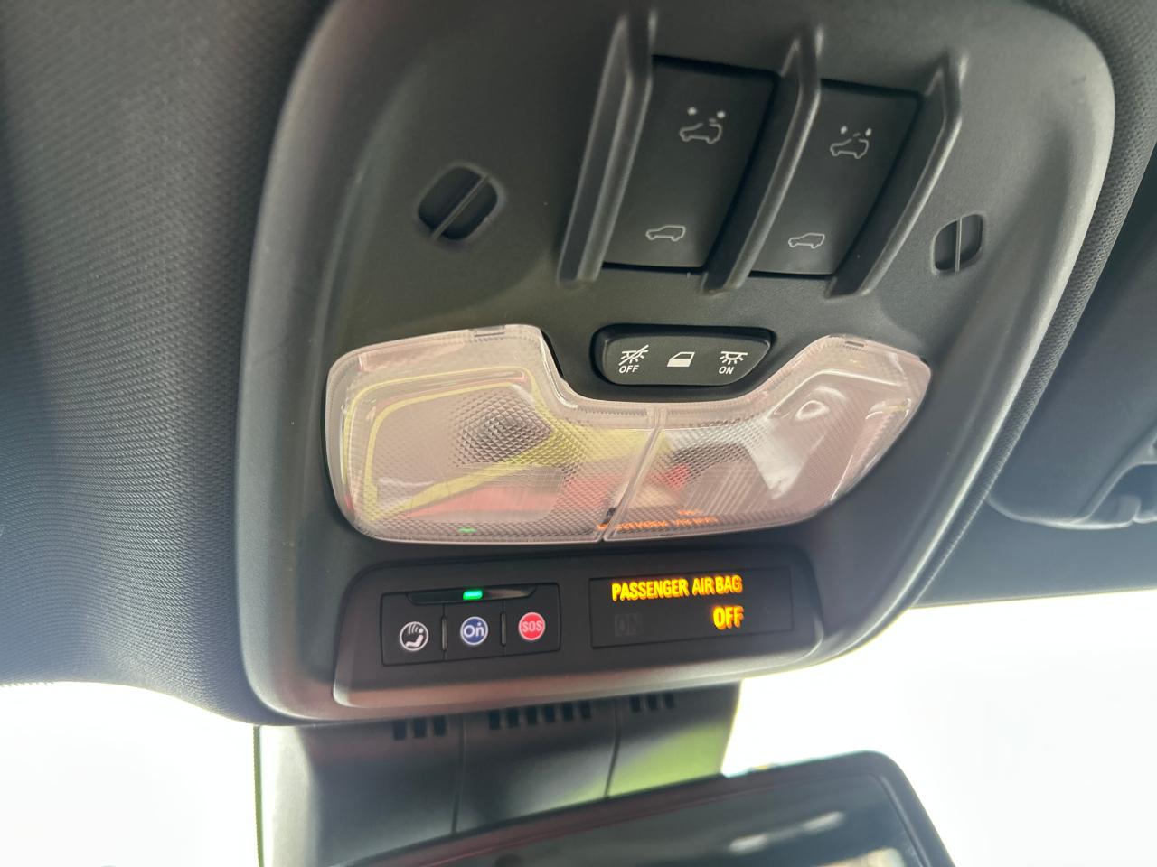 GMC Canyon 4WD Crew Cab AT4 2024