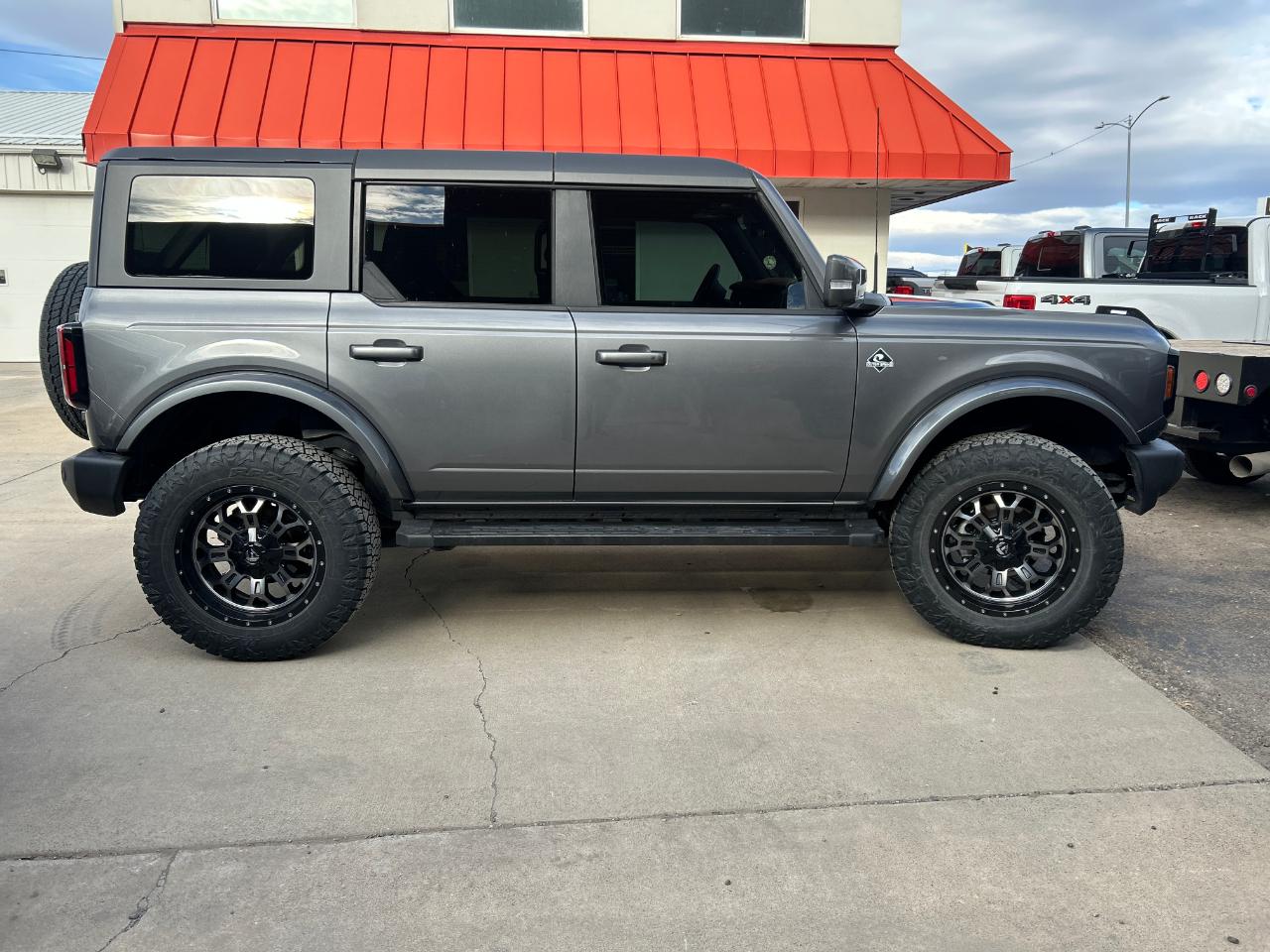 Ford Bronco Outer Banks 4 Door Advanced 4x4 2021
