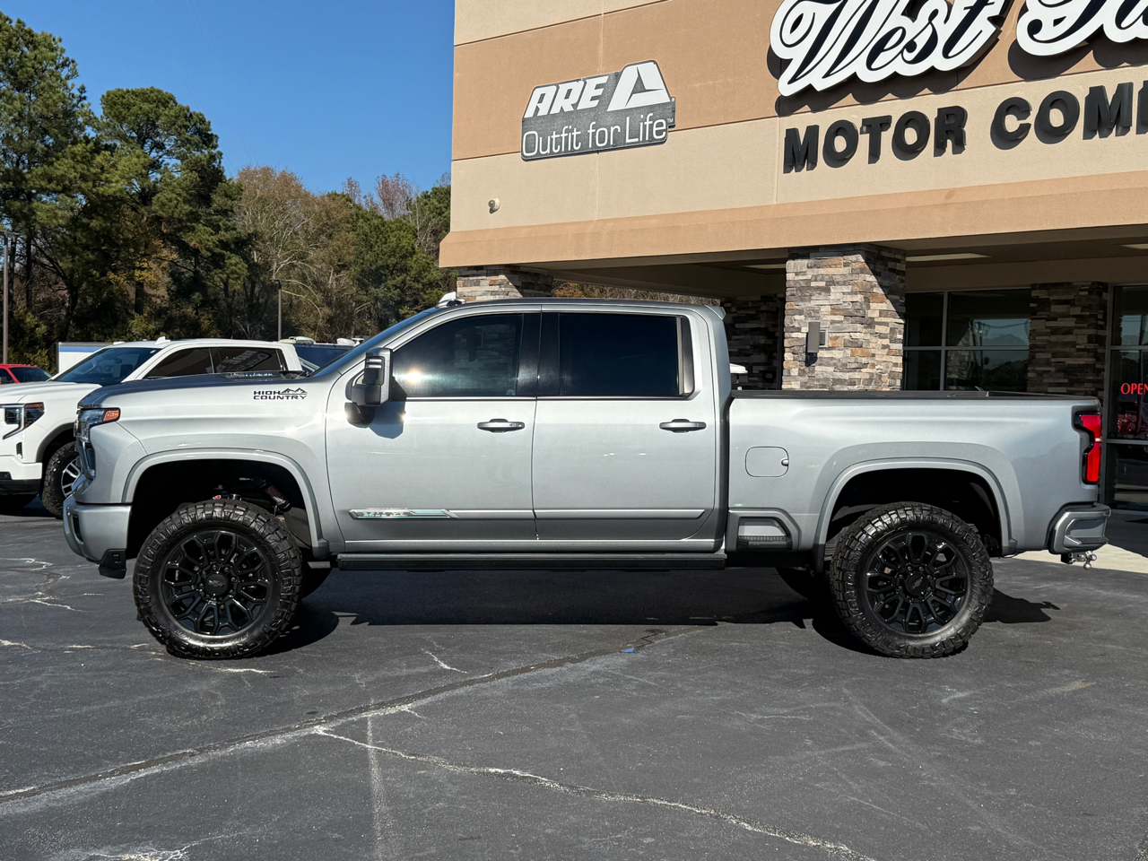 Chevrolet Silverado 2500HD High Country Crew Cab Short Box 4WD 2024