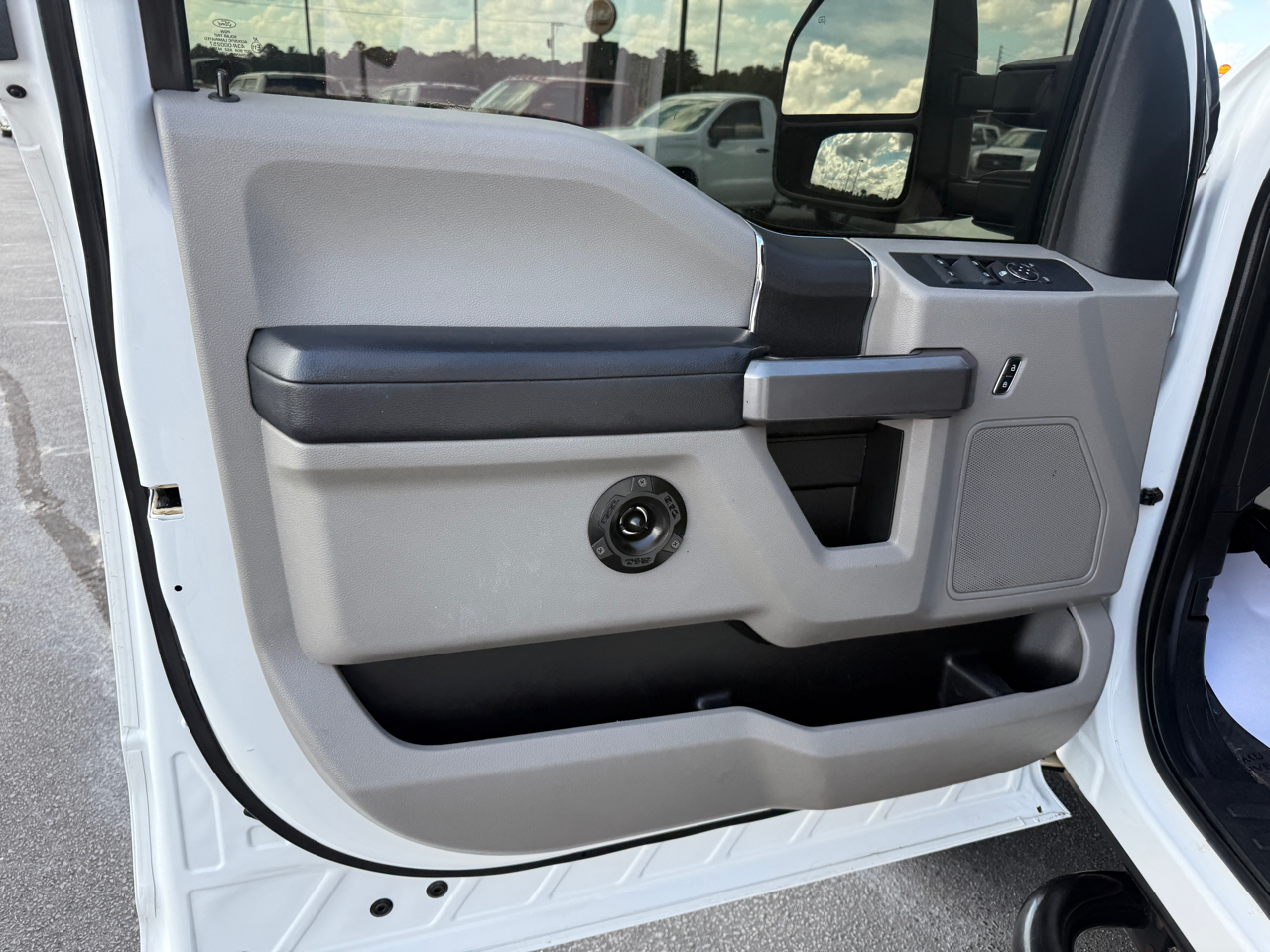 2018 Ford F-250 XLT photo 8