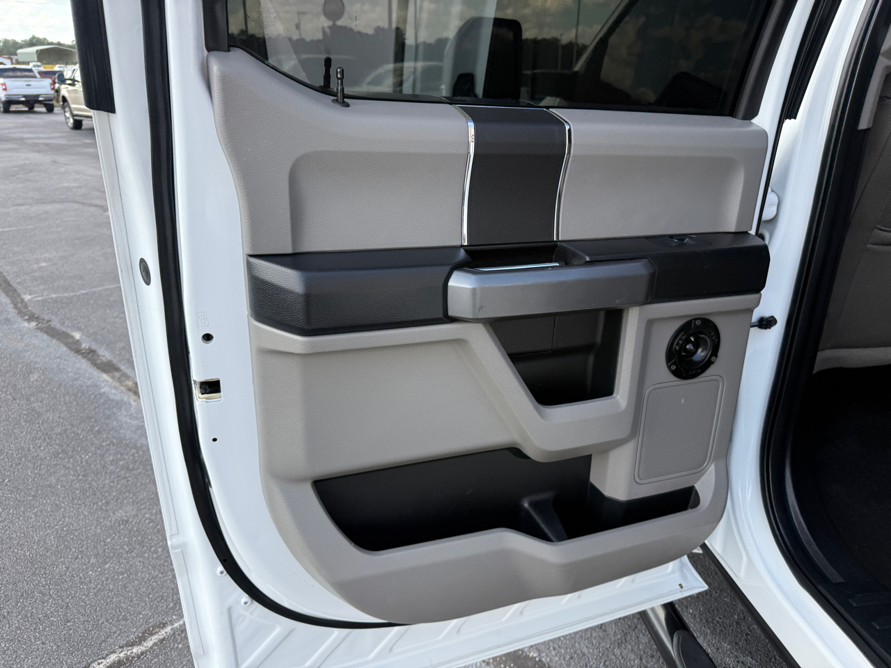 2018 Ford F-250 XLT photo 11
