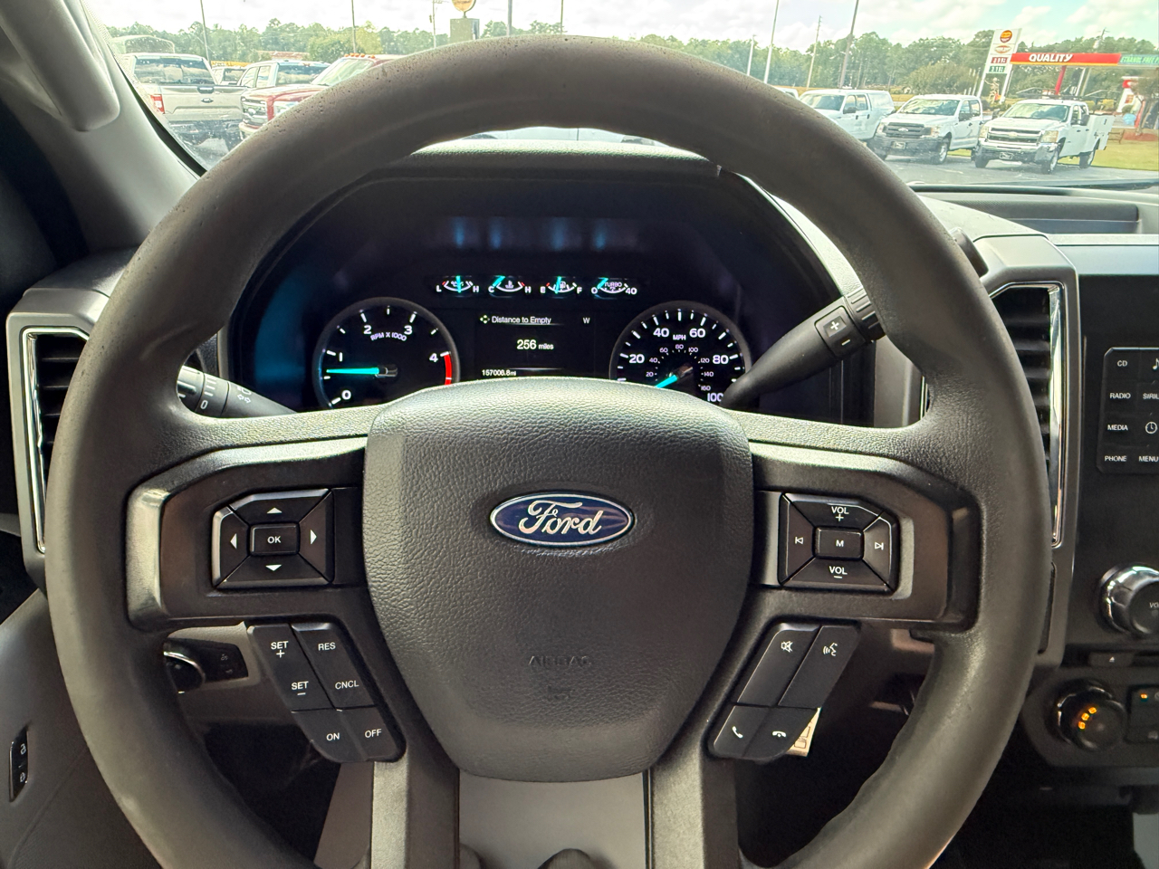 2018 Ford F-250 XLT photo 19