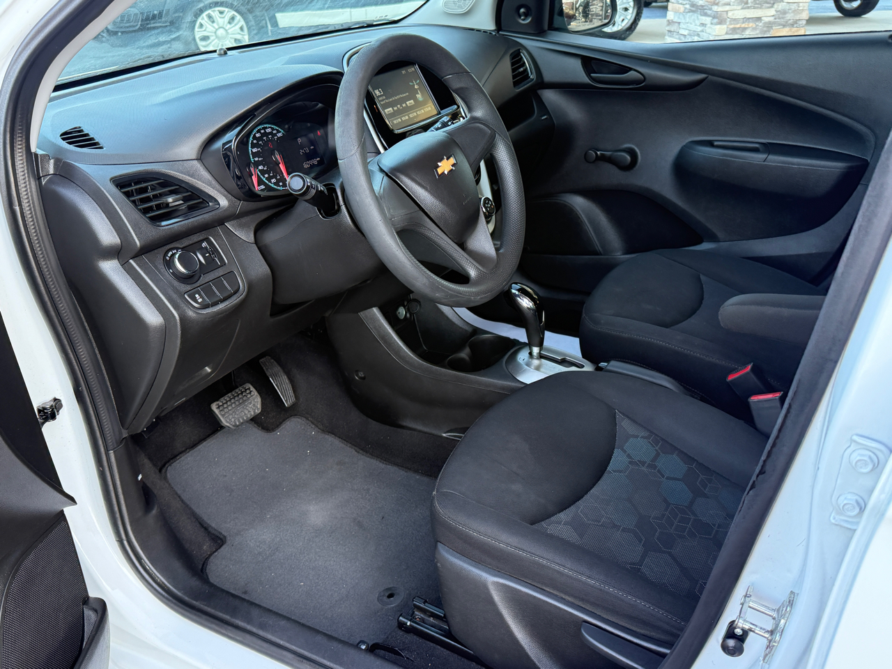 2018 Chevrolet Spark LS photo 8