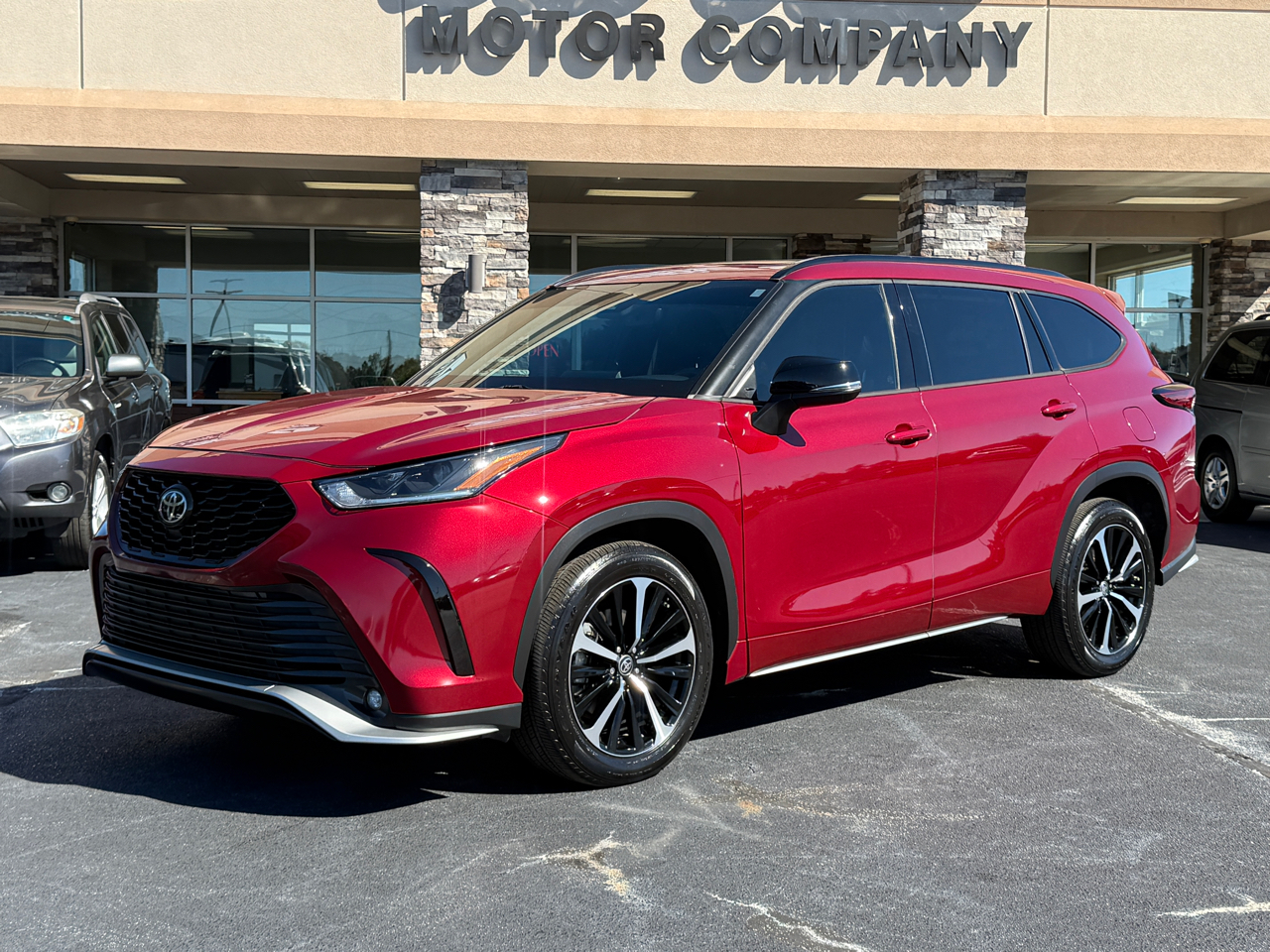 2021 Toyota Highlander XSE FWD V6
