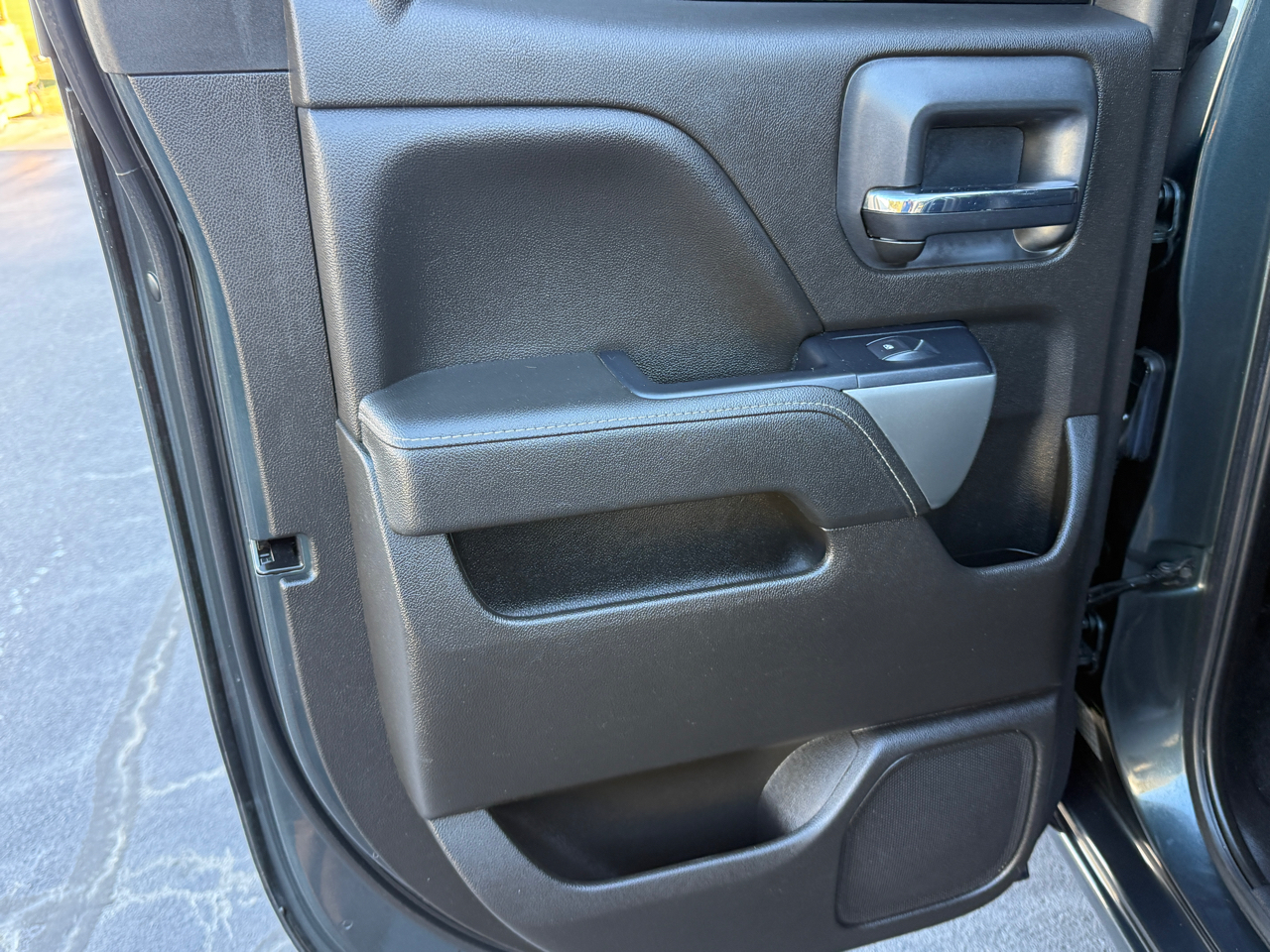 Chevrolet Silverado 1500 1LT Double Cab 4WD 2018 Chevrolet Silverado 1500 1LT Double Cab 4WD 2018