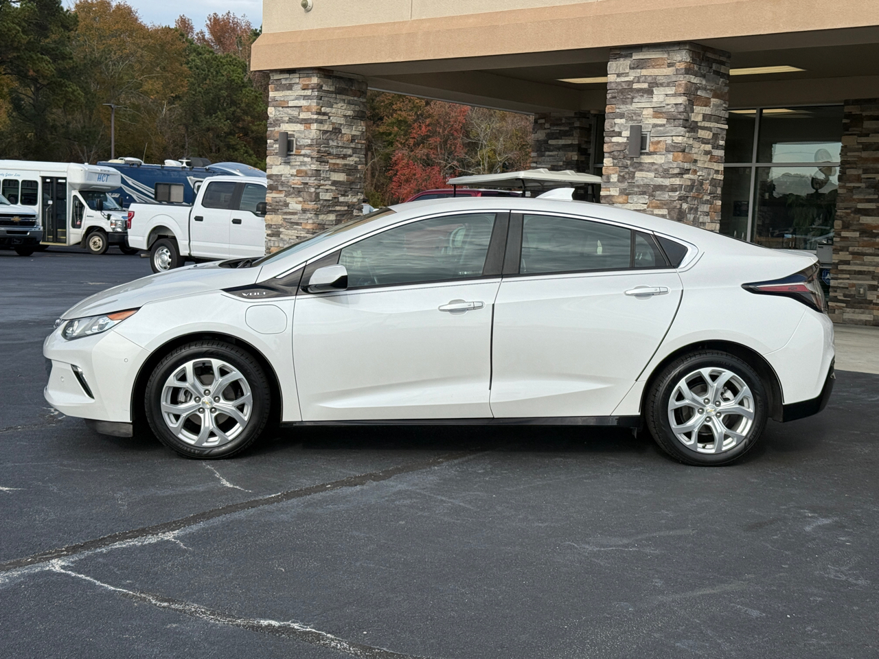 2017 Chevrolet Volt Premier photo 2
