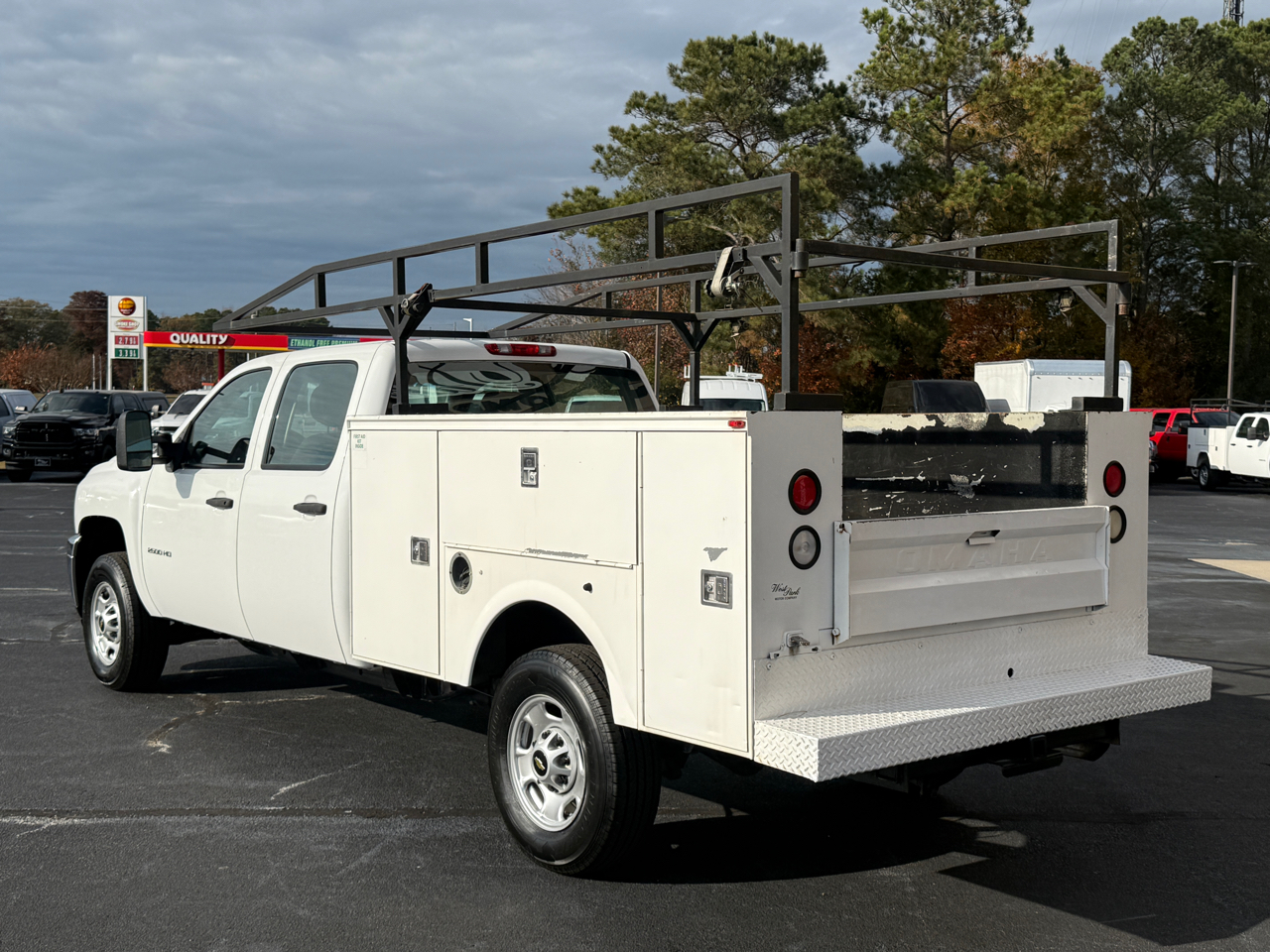 2011 Chevrolet Silverado Work Truck Base photo 3