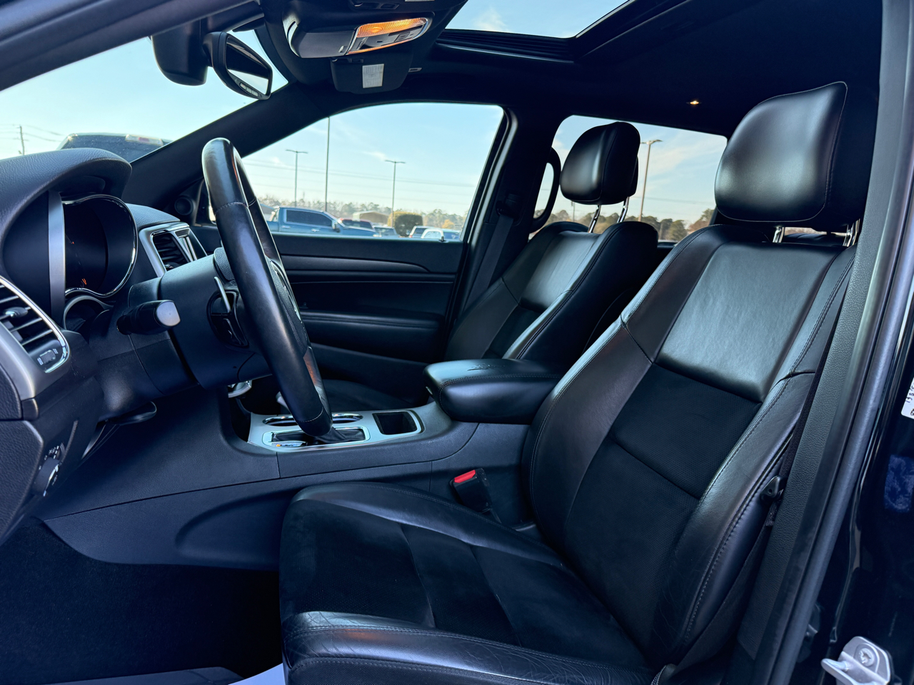 Jeep Grand Cherokee Laredo 4WD 2017