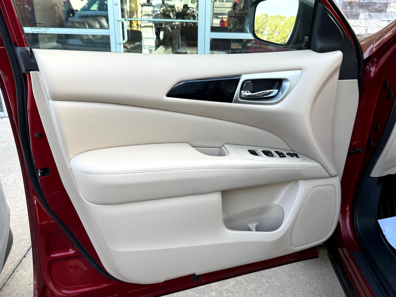 Nissan Pathfinder S 2WD 2018