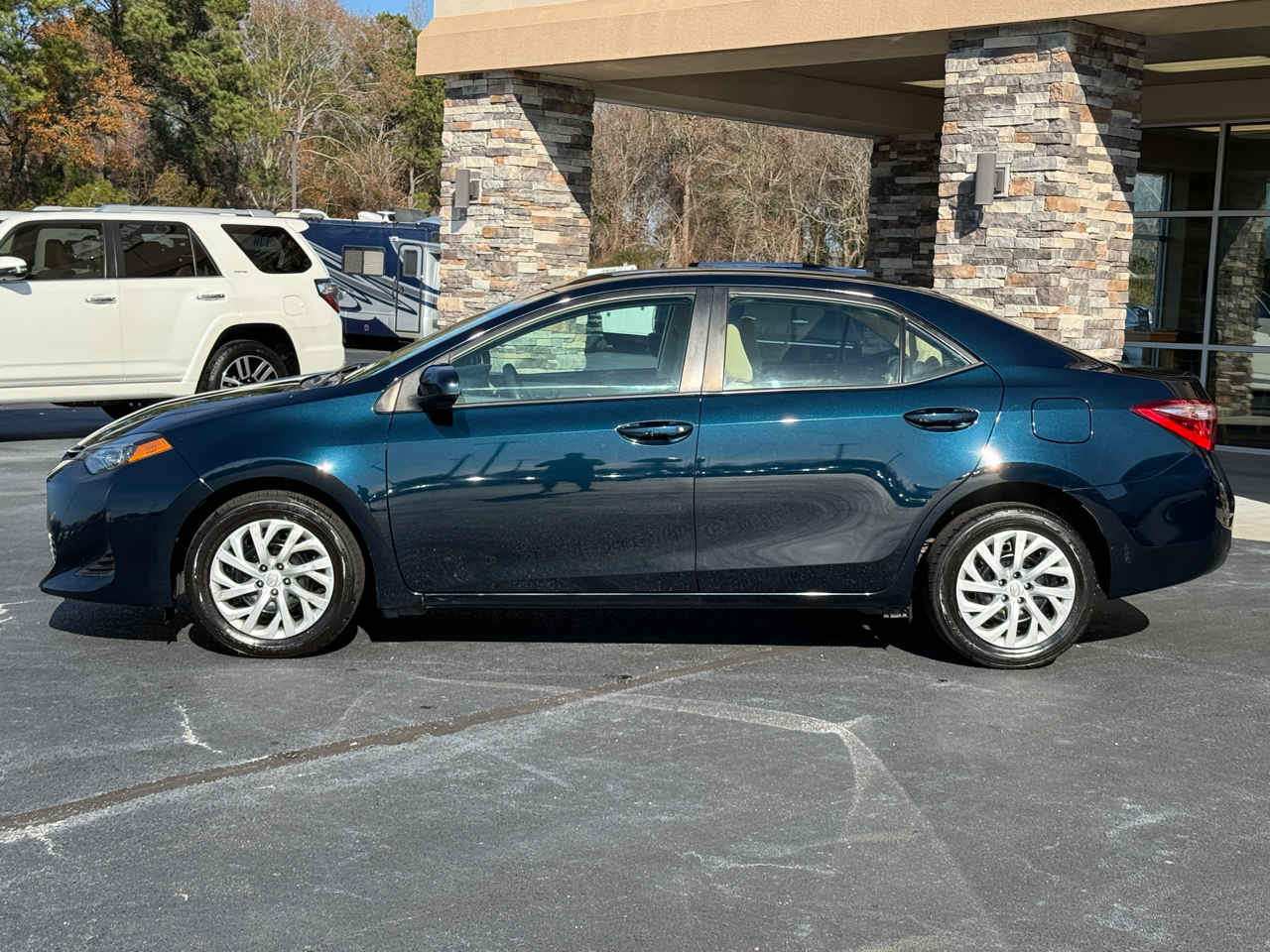 Toyota Corolla LE 2019