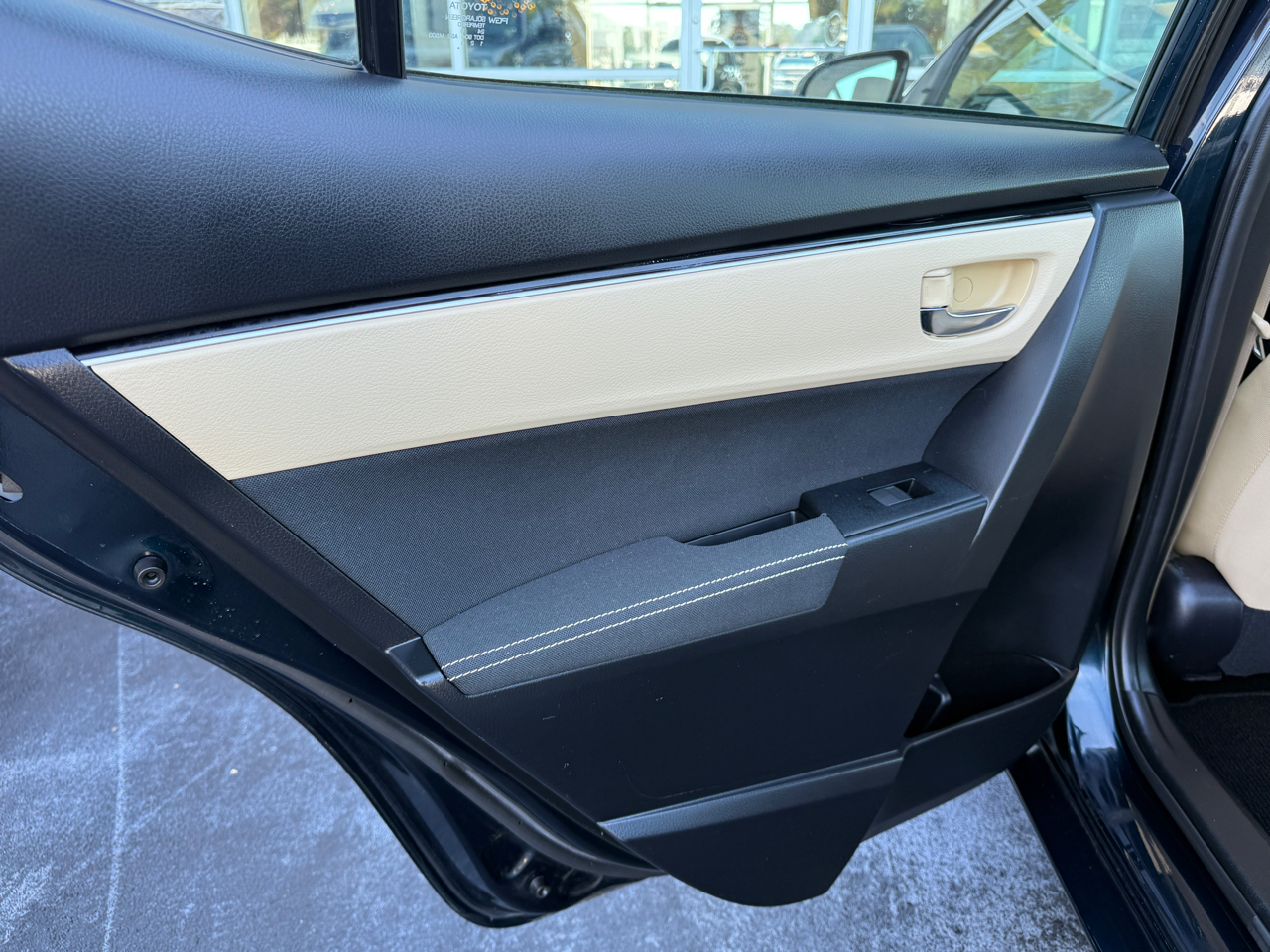 Toyota Corolla LE 2019