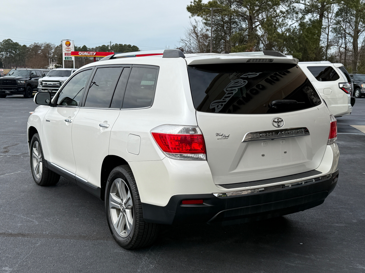 Toyota Highlander Limited 2WD 2013