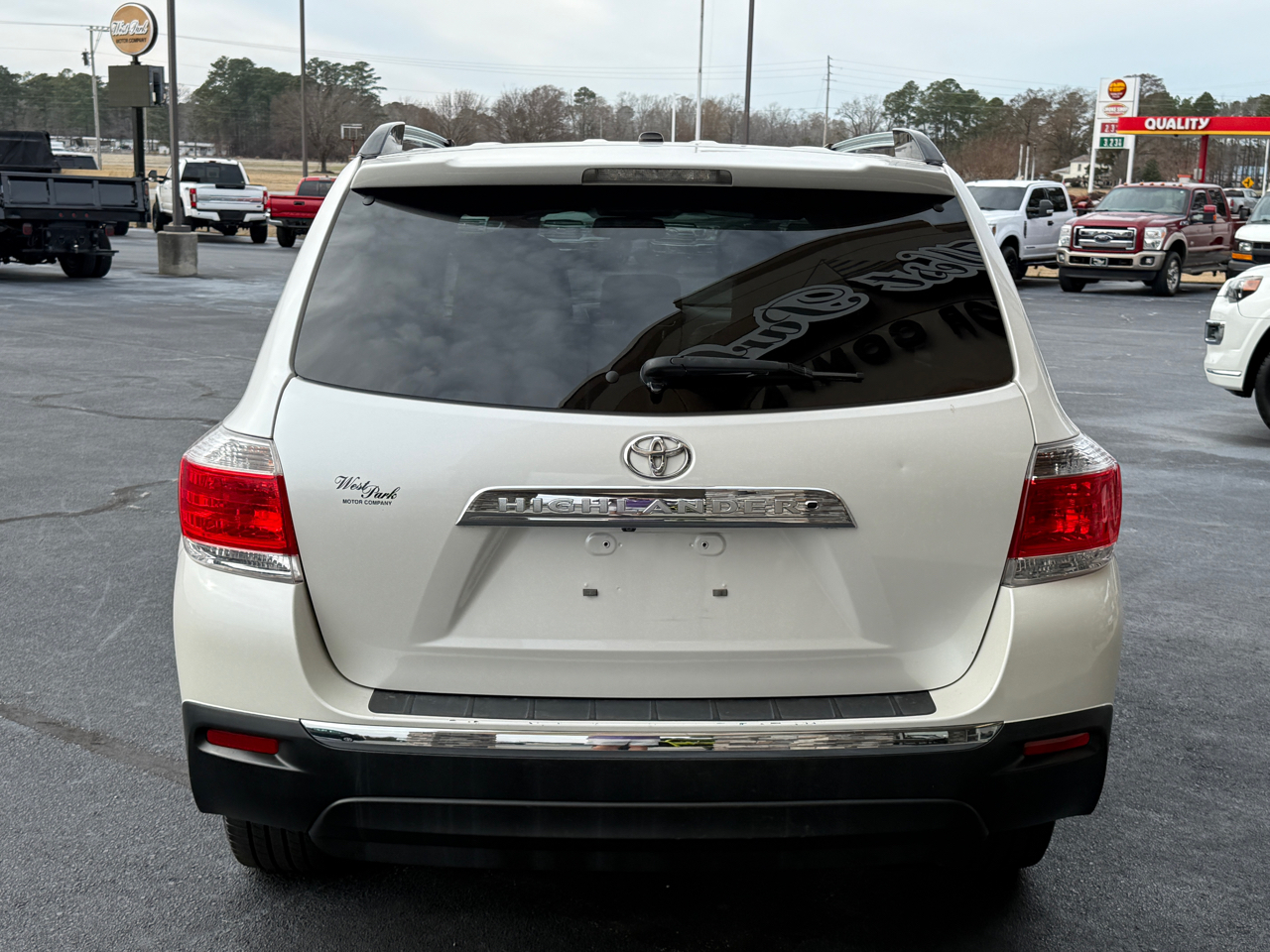 Toyota Highlander Limited 2WD 2013