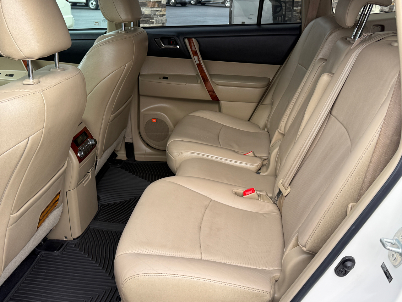 Toyota Highlander Limited 2WD 2013