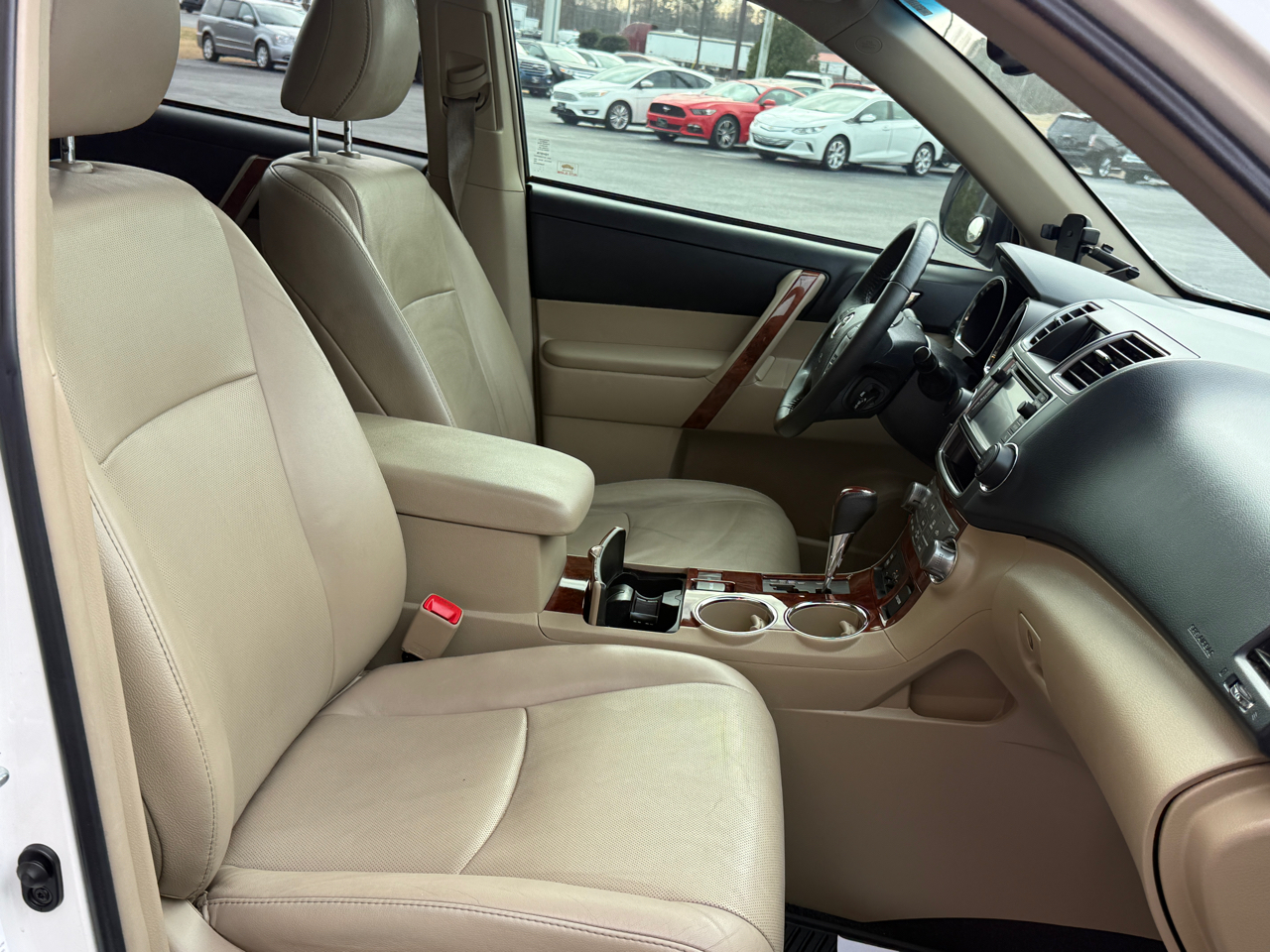 Toyota Highlander Limited 2WD 2013