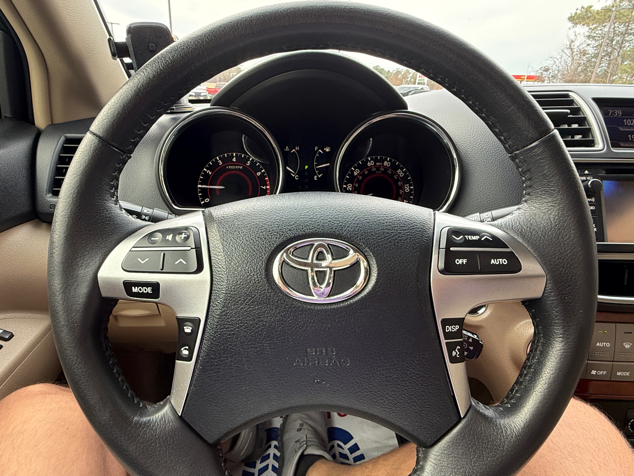 Toyota Highlander Limited 2WD 2013