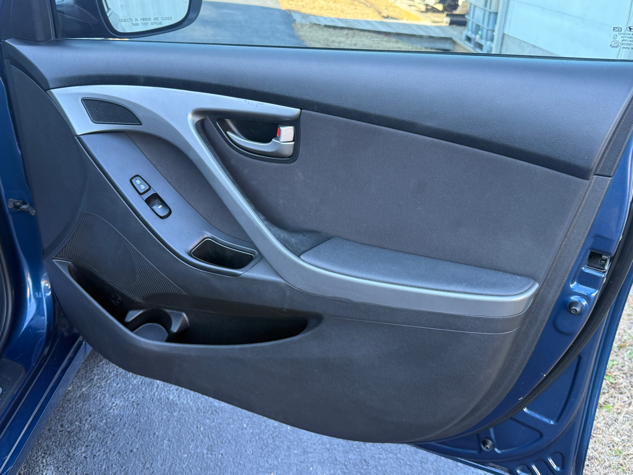 Hyundai Elantra SE 6AT 2015