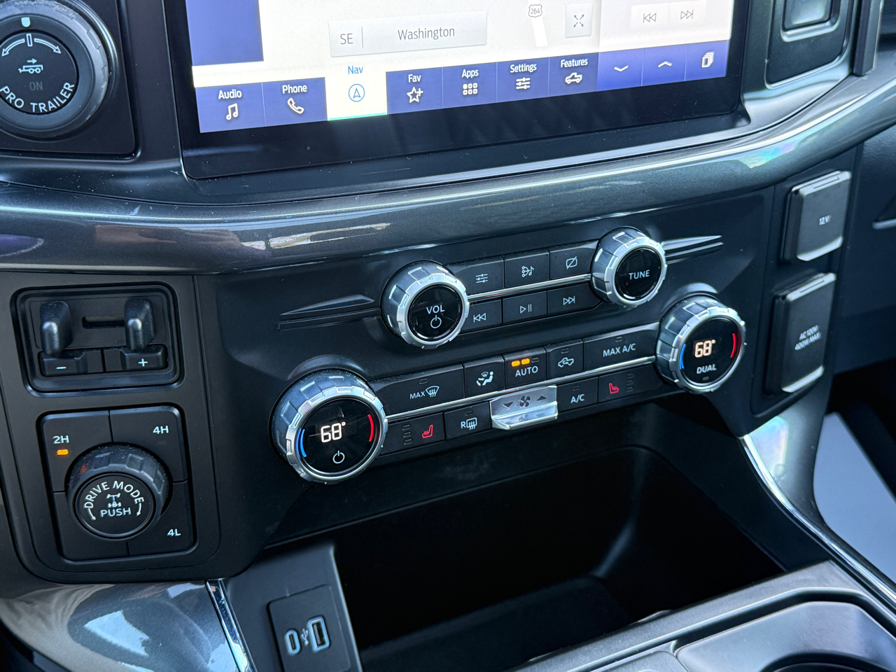 Ford F-150 XLT SuperCrew 4WD 2021