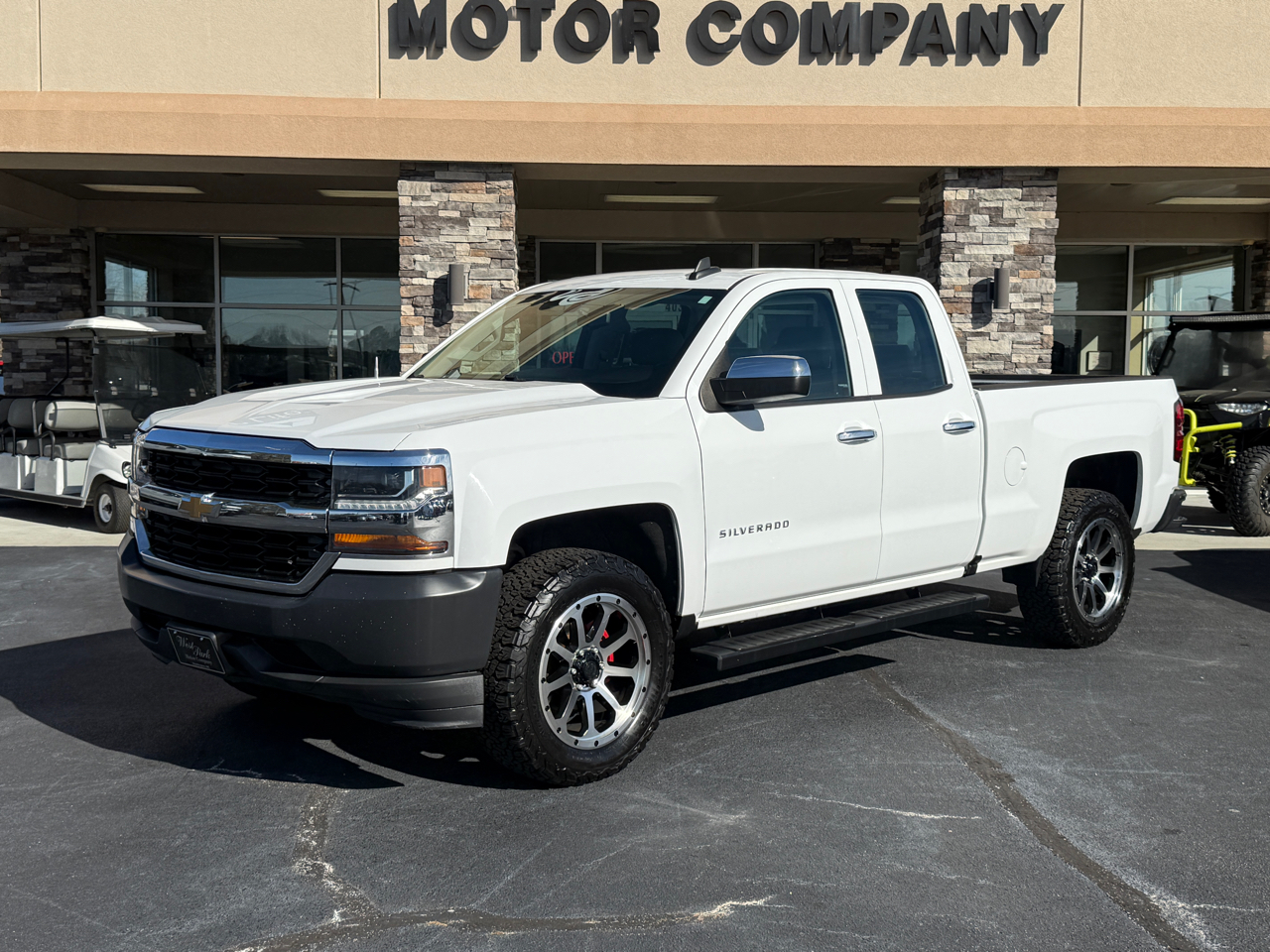 Chevrolet Silverado 1500 1LT Double Cab 2WD 2016