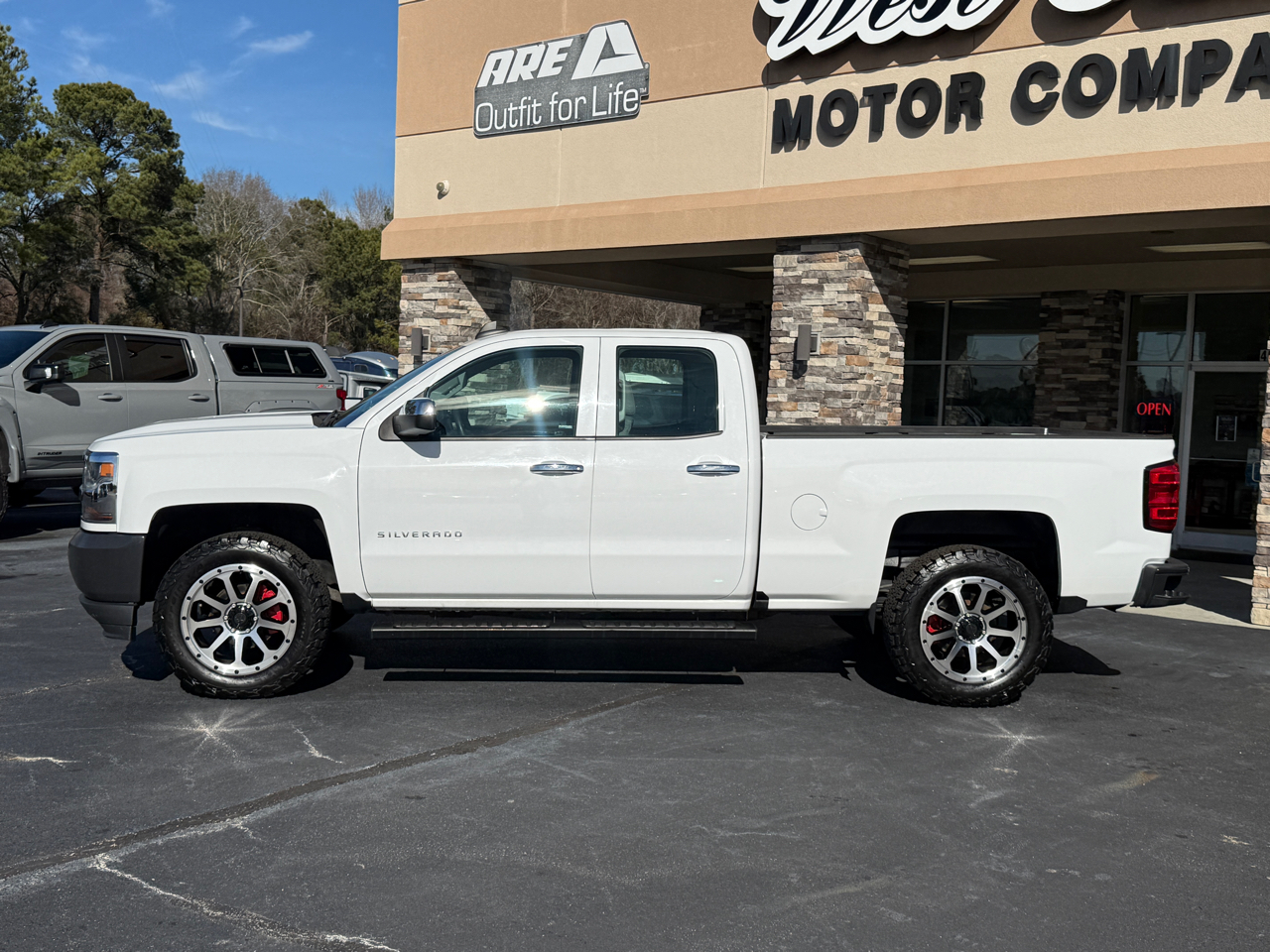 Chevrolet Silverado 1500 1LT Double Cab 2WD 2016