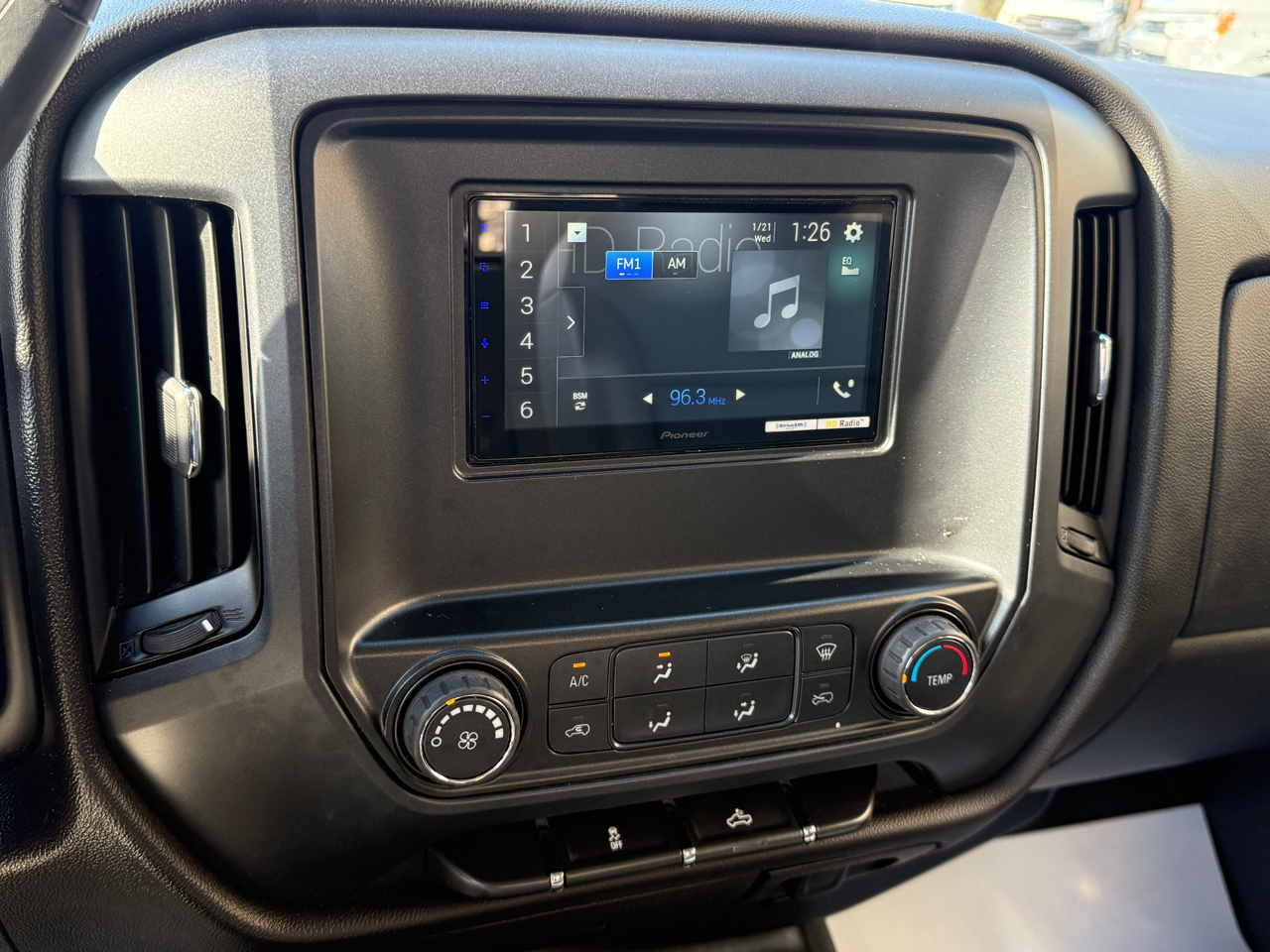 Chevrolet Silverado 1500 1LT Double Cab 2WD 2016