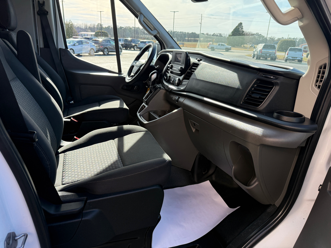 Ford Transit 250 Van 2023