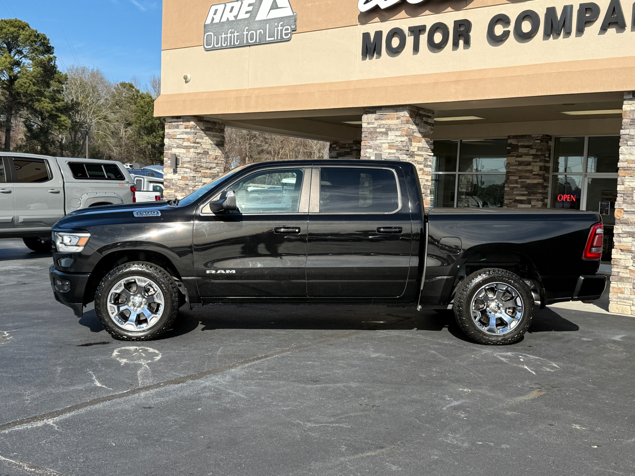 RAM 1500 Big Horn Crew Cab SWB 4WD 2019