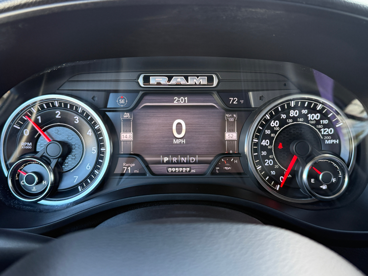 RAM 1500 Big Horn Crew Cab SWB 4WD 2019