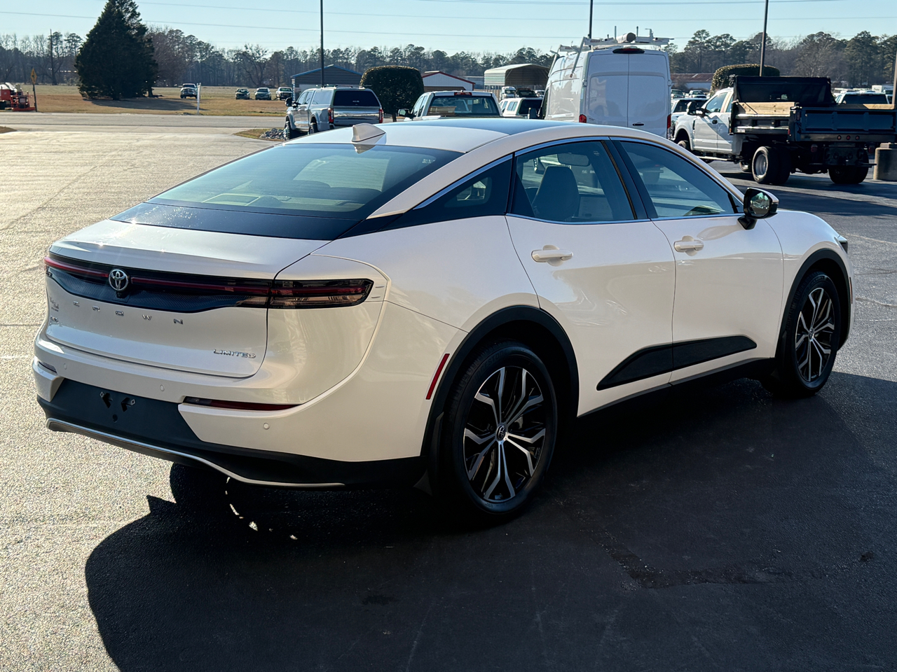 Toyota Crown XLE 2023