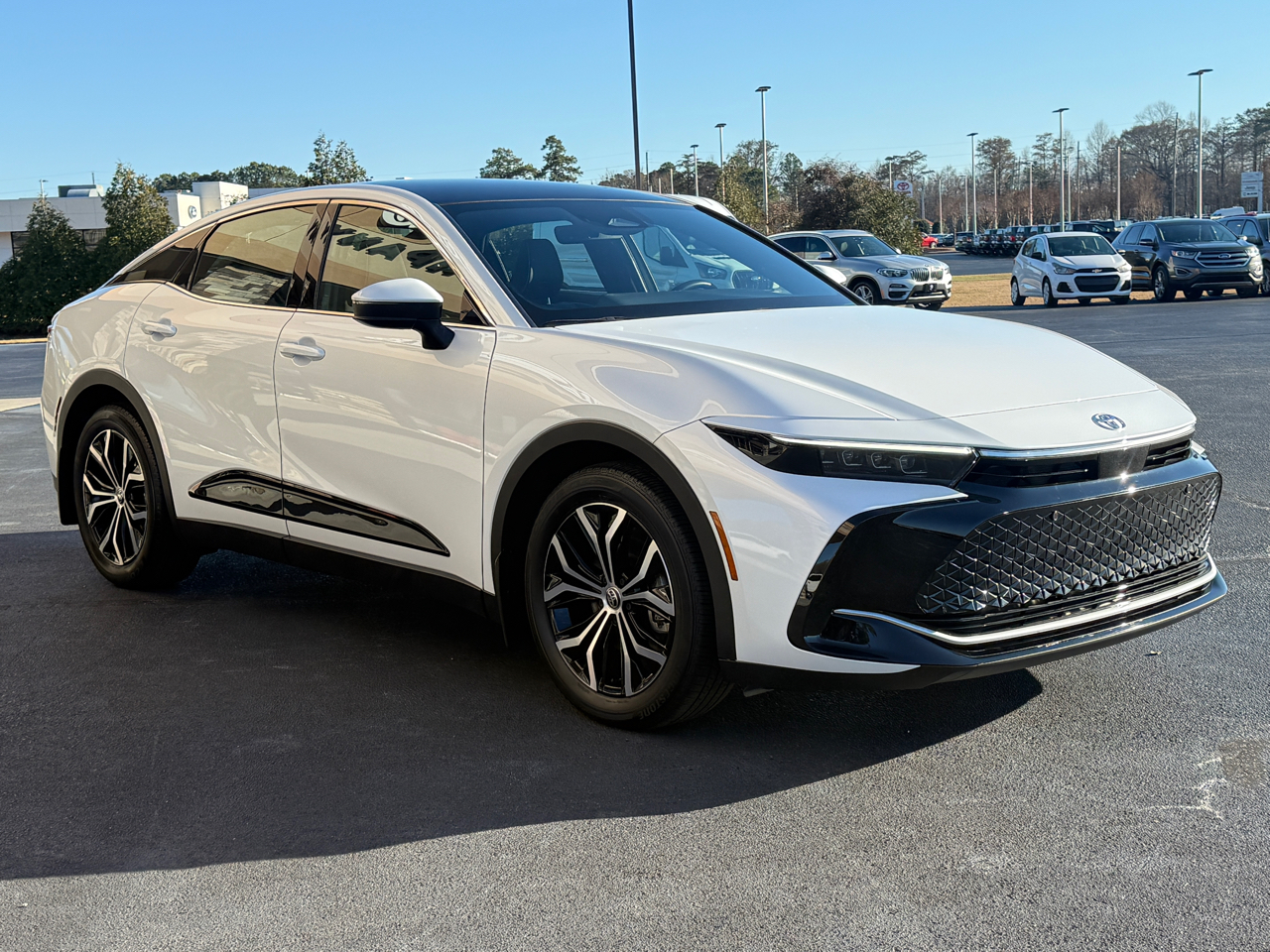 Toyota Crown XLE 2023