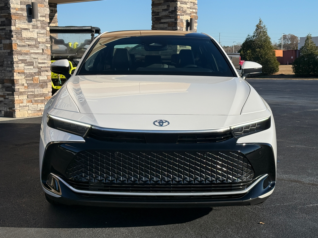 Toyota Crown XLE 2023