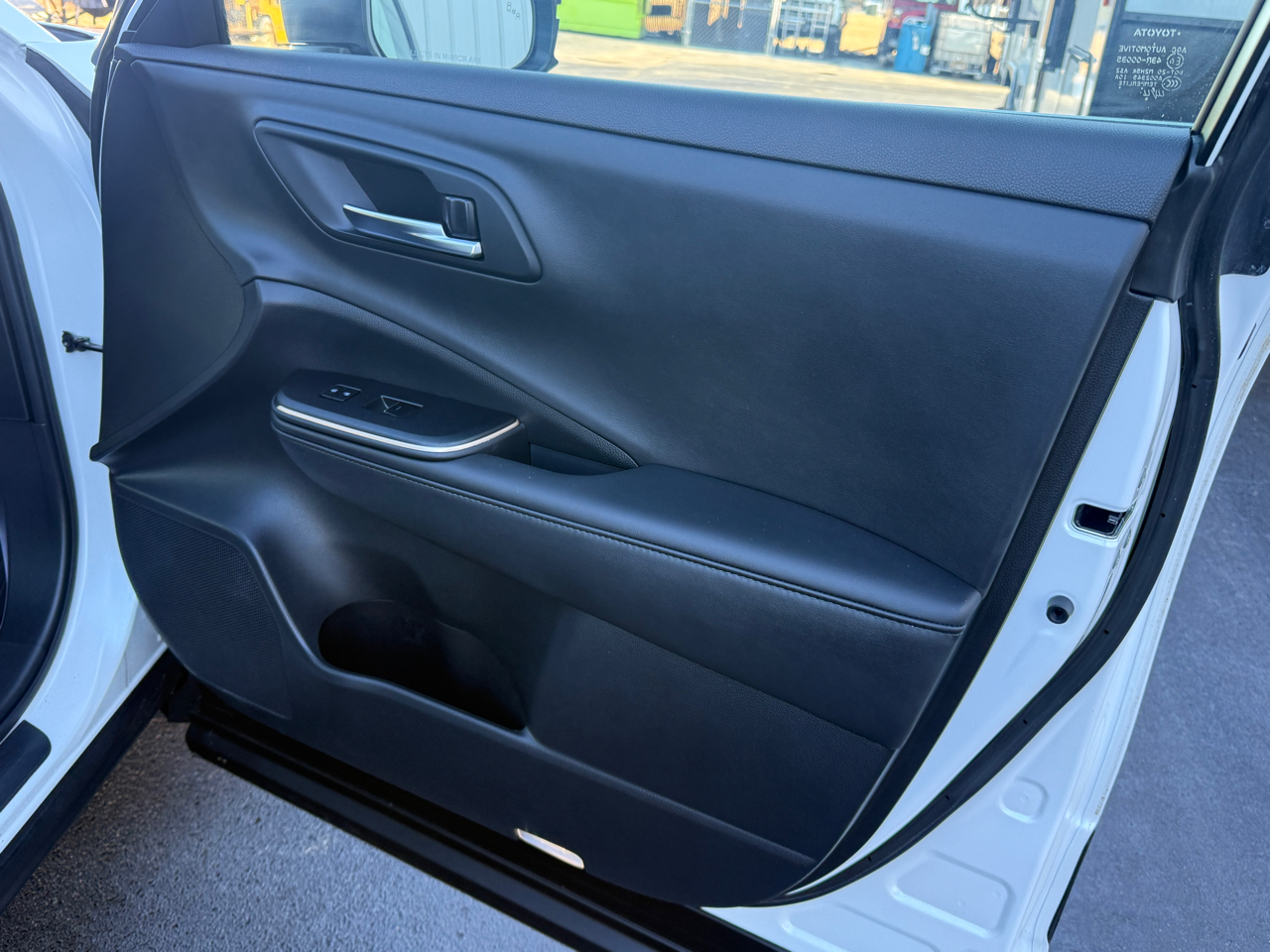 Toyota Crown XLE 2023