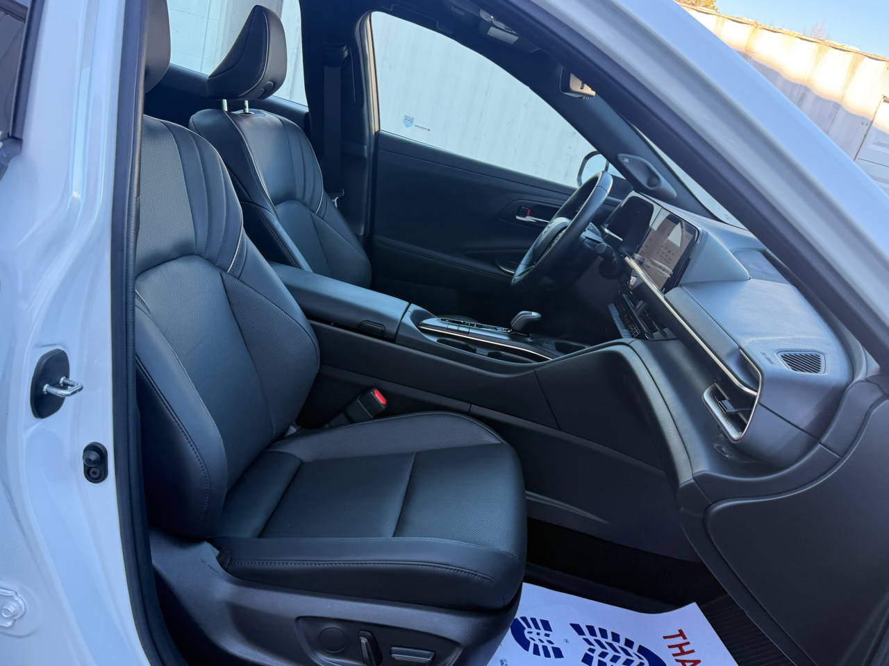 Toyota Crown XLE 2023